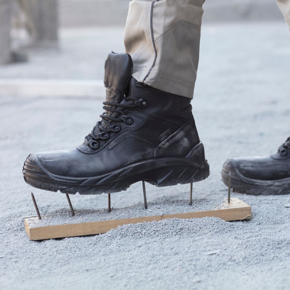 Safety Boots & Shoes in Kenya (A Complete Guide to Selecting the Right Safety Boots/Shoes)